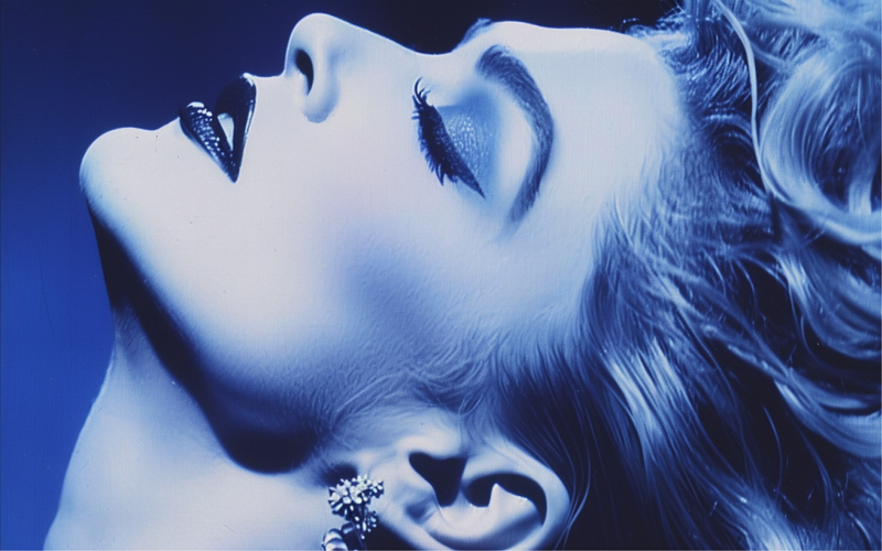 Madonna: "True Blue"