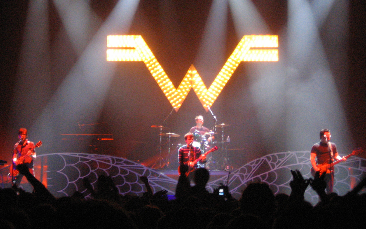 Weezer Favorites: Volume 3 Songbook